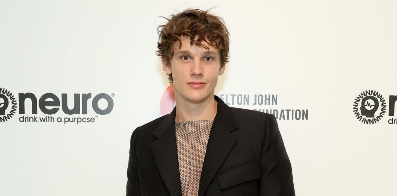 Hunter Doohan a des fans qui bave sur sa nouvelle photo «mercredi» torride