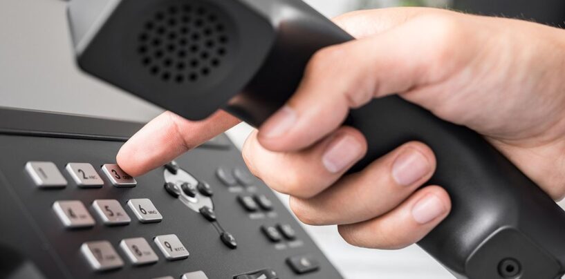 Non, le Canada n'a pas lancé de hotline de prévention du suicide pour les Américains LGBTQ +