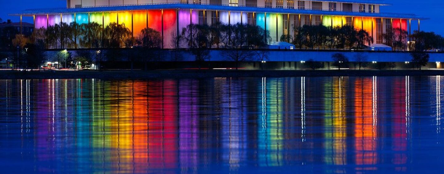 Kennedy Center contrôlé par Trump annule tous les événements du monde