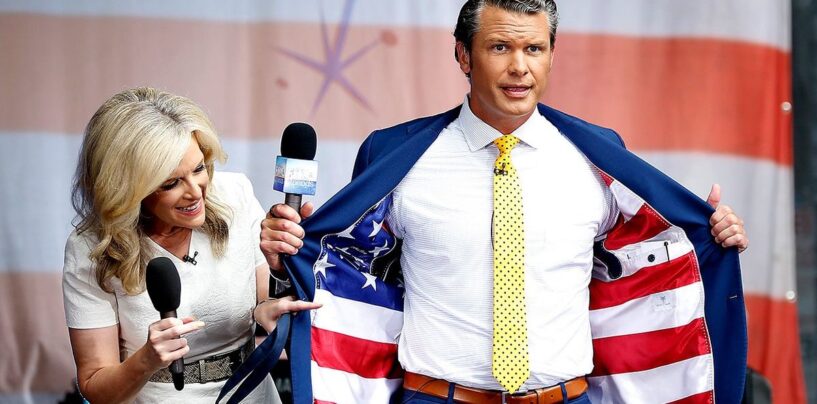 Maquillage, lumières, caméra et action! Pete Hegseth joue dans le secrétaire sans défense