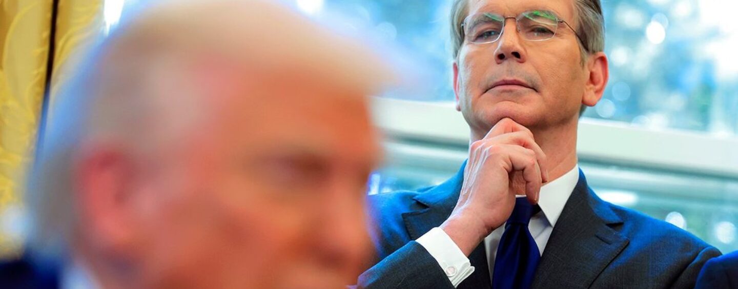 Qui est Scott Bessent? Voici le milliardaire gay et le secrétaire au Trésor soutenant les tarifs Trump