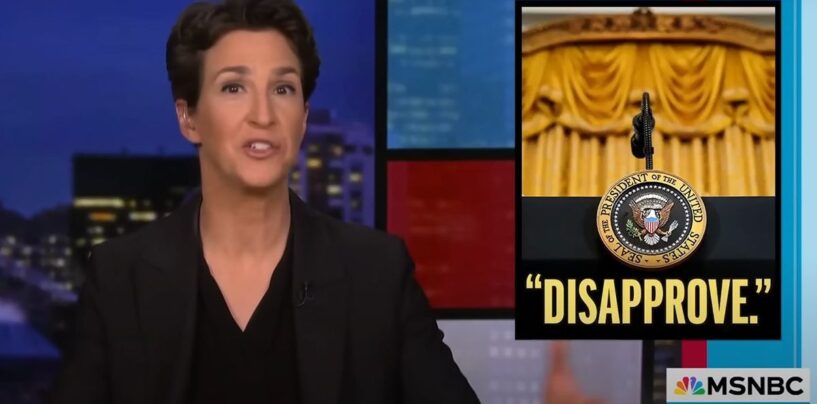Rachel Maddow se traduit par la façon dont les gens «désapprouvent» les 100 premiers jours chaotiques, sombres et échoués de Trump