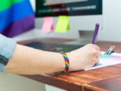 La façon sournoise un enseignant de l'Utah a montré un soutien aux étudiants LGBTQ + malgré les lois sectaires