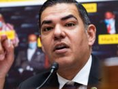 La star de la montée gay démocrate Robert Garcia Eyes House Oversight Committee Comité Rôle du comité