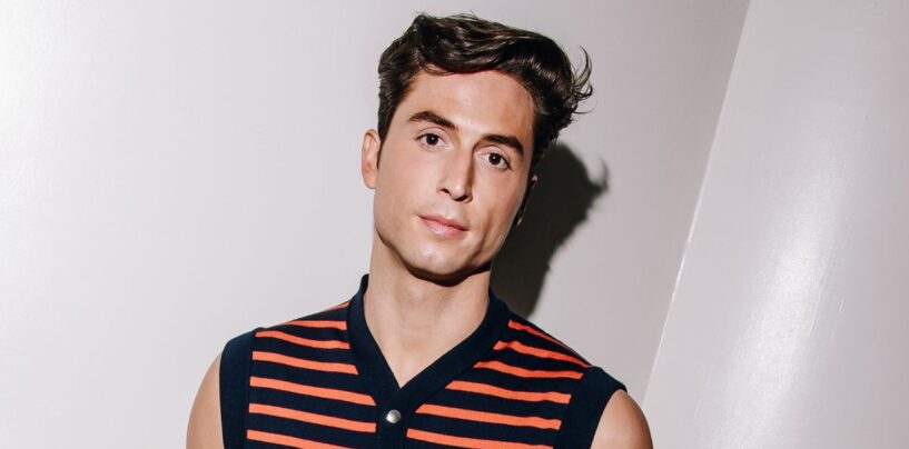 Benito Skinner fait parti sur ses scènes de sexe torrides dans «  surcompensive ''