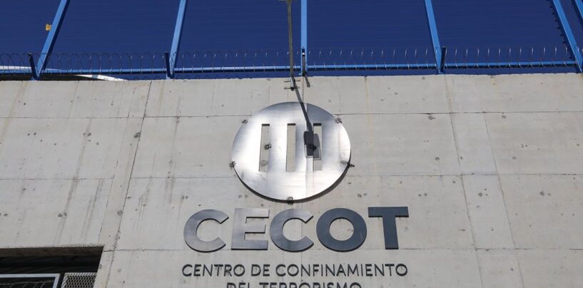 La Cour suprême interrompt les déportations de Vénézuéliens en vertu de la loi sur les ennemis extraterrestres