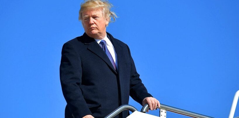 Boo-hoo! Un Trump pétulant gémit à propos de voler sur la majestueuse Air Force One