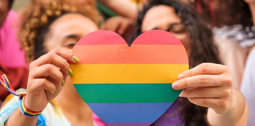 10 lesbiennes du plat au moment où ils ont réalisé qu'elles étaient dans les femmes