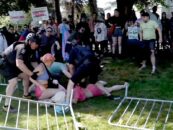 L'arrêt de la police de Seattle 23 lors des affrontements de rallye anti-Trans dans le quartier LGBTQ +