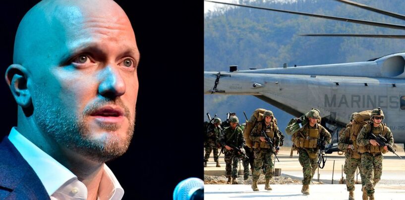 Le vétérinaire de combat Paul Rieckhoff avertit la purge militaire trans est «  Tip of the Spear 'dans la guerre de Trump contre tous les Américains