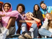 LGBTQ + Les organisations à but non lucratif de la jeunesse de jeunes lancent une nouvelle coalition avec Message d'espoir pour les jeunes