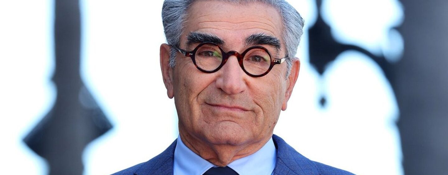Eugene Levy réfléchit à la paternité avec un fils gay, Schitt's Creek et une allyship stratégique