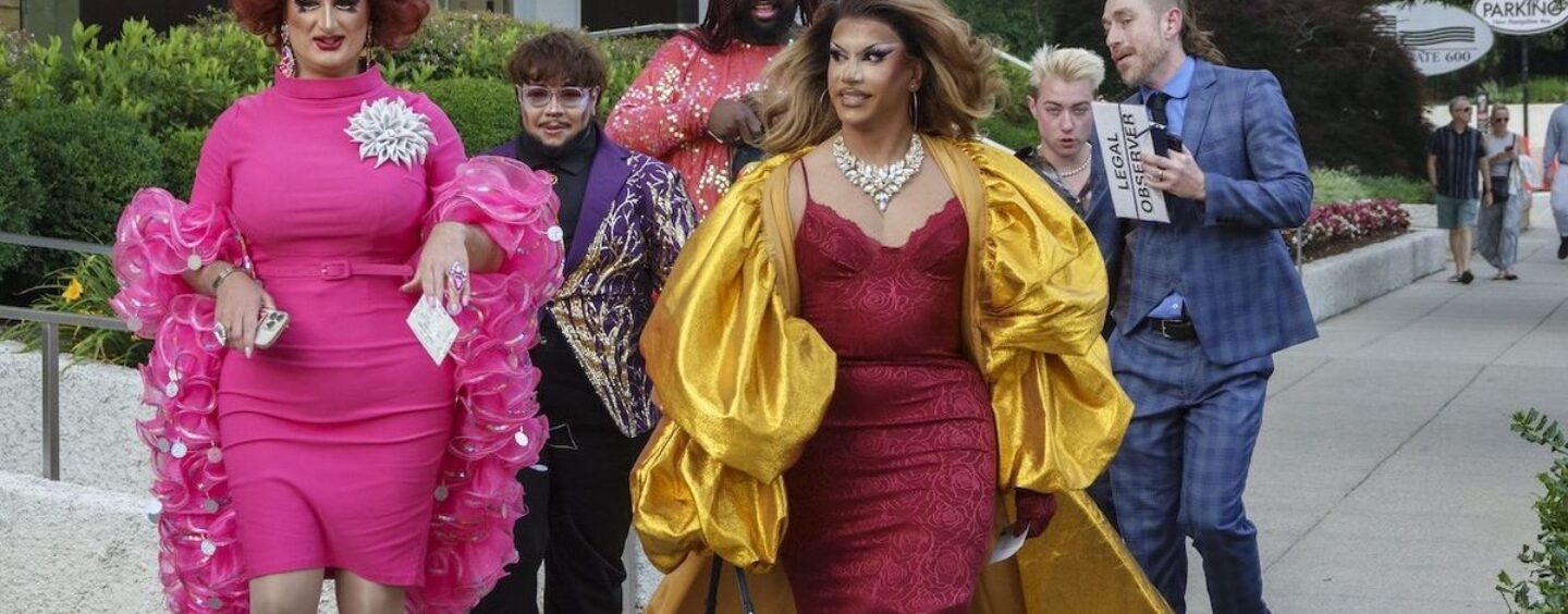 Les artistes de drag qui ont écrasé le premier émission de Kennedy Center de Donald Trump veulent qu'il sache: « Vous ne pouvez pas nous effacer ''