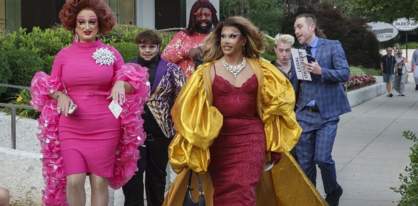 Les artistes de drag qui ont écrasé le premier émission de Kennedy Center de Donald Trump veulent qu'il sache: «  Vous ne pouvez pas nous effacer ''