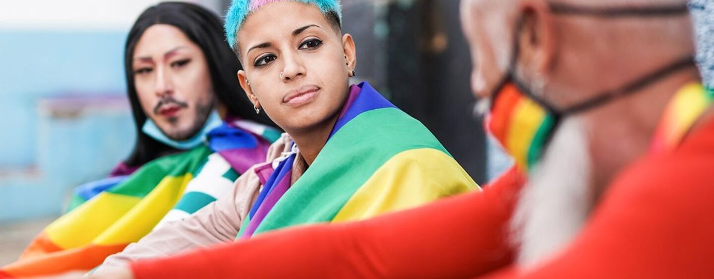 La plus grande enquête trans trouve la principale raison pour laquelle les personnes transgenres arrêtent la transition est la transphobie