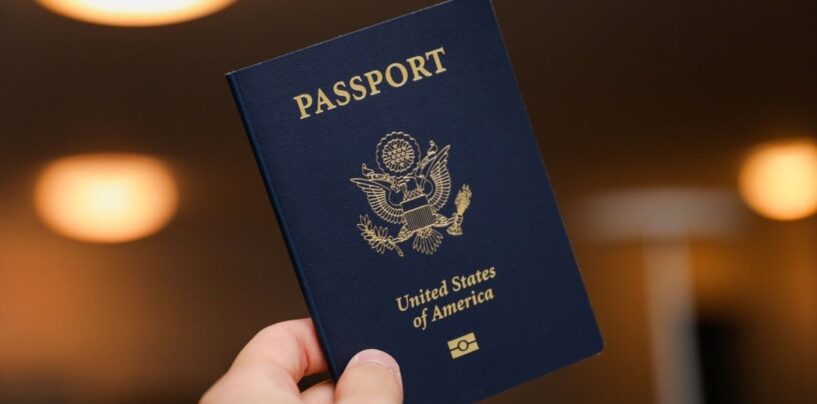 Le juge ne soulèvera pas son bloc sur la politique anti-trans de Trump Admin, la politique de passeport anti-non-non-non-non