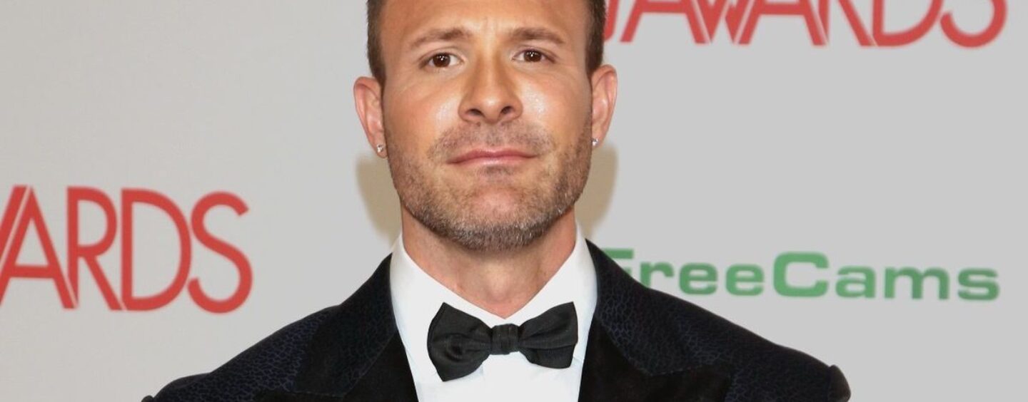 Breaking: La star de l'adulte gay Austin Wolf plaide coupable à des accusations fédérales d'avoir séduit une mineure pour le sexe