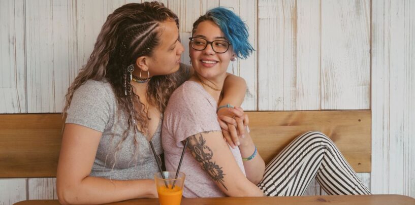 Pourquoi les lesbiennes ont-elles des tatouages ​​étoiles depuis plus de 70 ans?