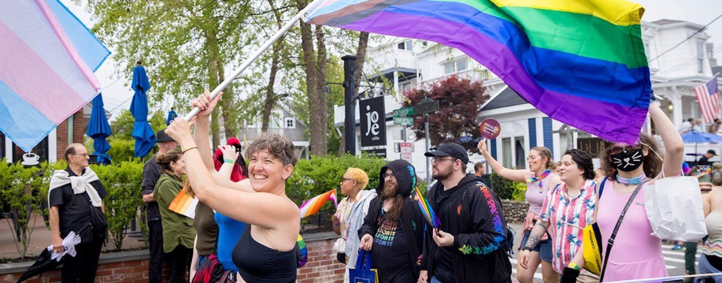 22 photos joyeuses du rallye de la province de Provincetown 2025 et Sashay au thé