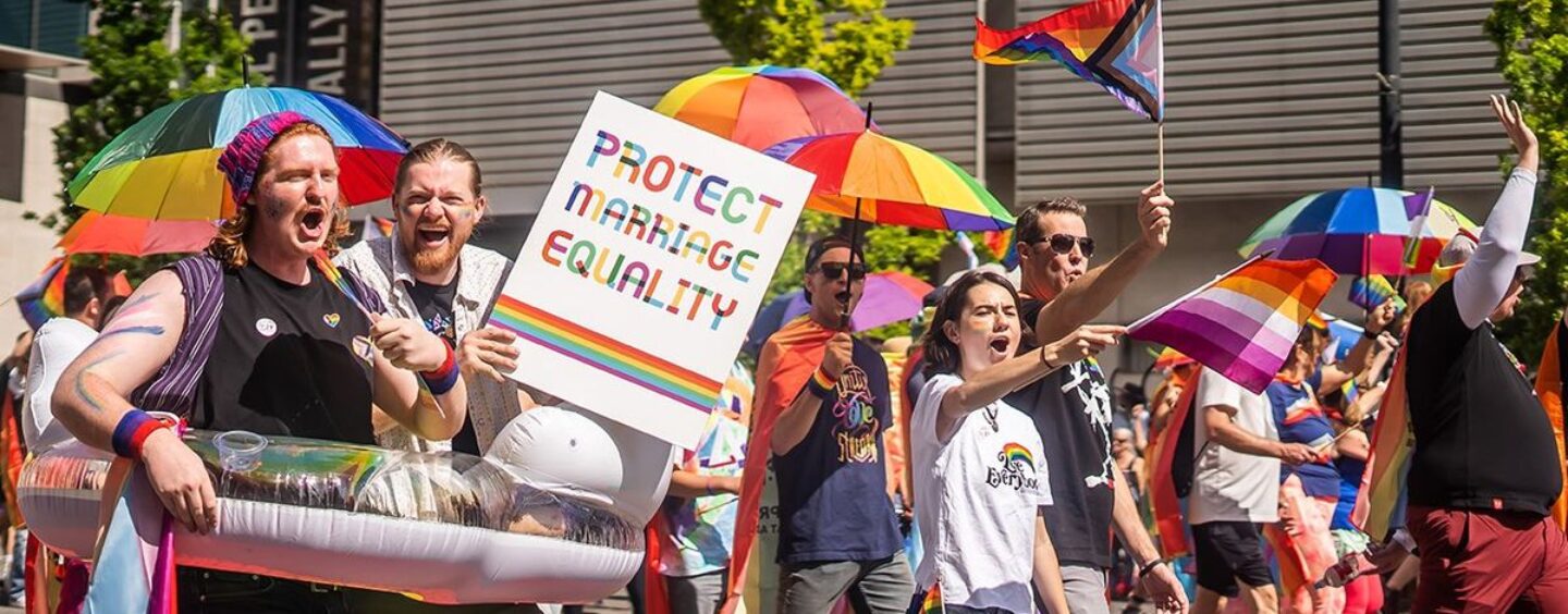 Après 10 ans d'égalité du mariage, la lutte se poursuit pour les droits LGBTQ +