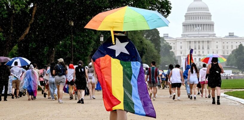 Protest Safety 101: Comment vous protéger lors de l'exercice de vos droits de premier amendement