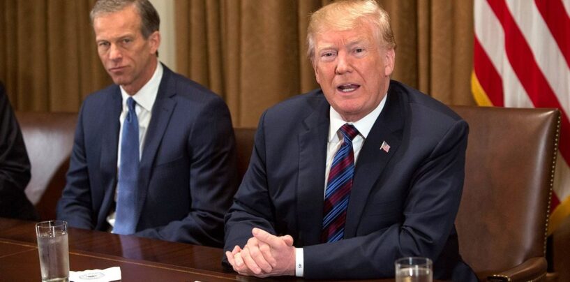 Interdiction de financement des soins affirmatifs sur le genre, mais il dévastera toujours les personnes LGBTQ +