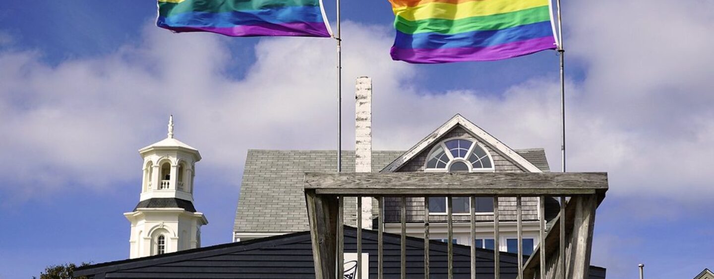 Un homme de Provincetown a été appelé une insulte homophobe et agressé. La police a besoin d'informations