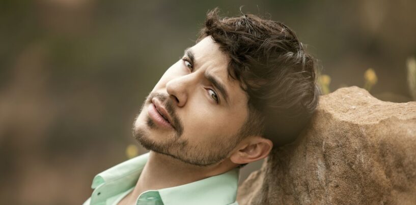 David Archuleta sur Loving Sexy Crop Tops et la peau dans laquelle il est