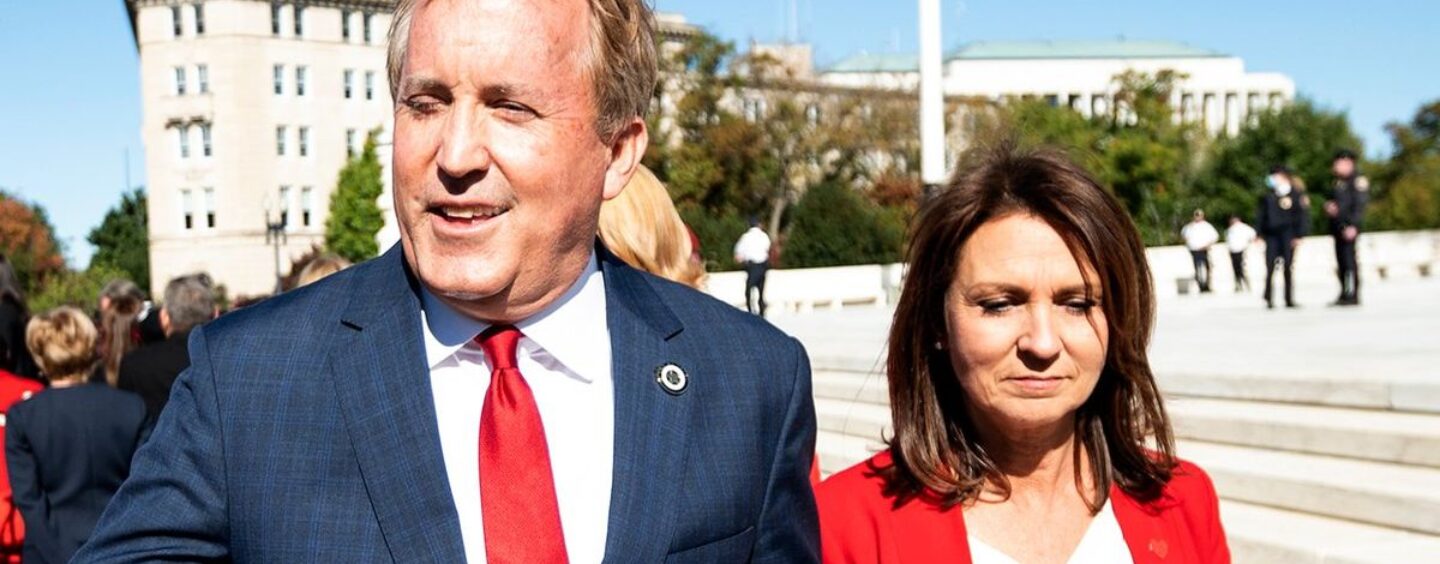 Angela Paxton termine le mariage avec le Texas AG Ken Paxton, citant Dieu et «Découvertes récentes»