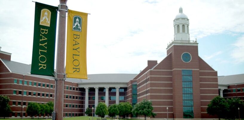 L'Université Baylor renvoie 643 000 $ LGBTQ + Grant, l'appelant «incohérente» avec des valeurs