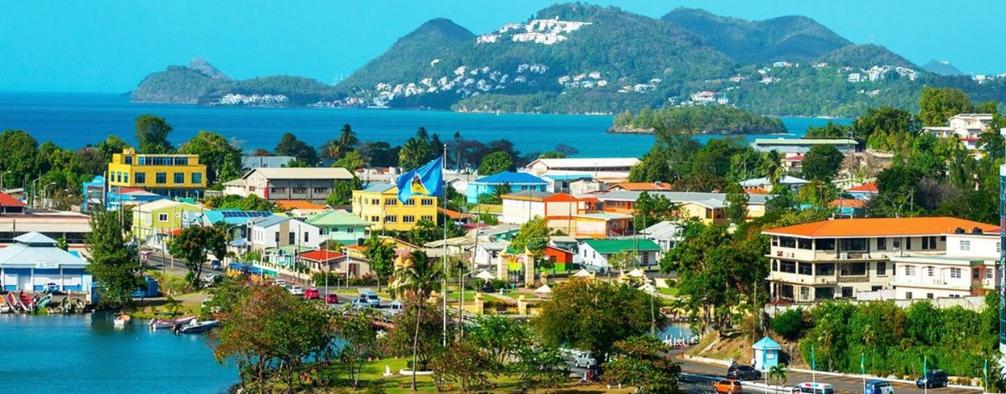 La Cour suprême des Caraïbes orientales frappe les lois saint Lucia criminaliser le sexe gay