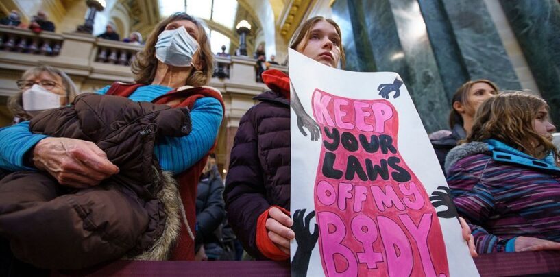 La Cour suprême du Wisconsin fait une interdiction de l'avortement à partir de 1849
