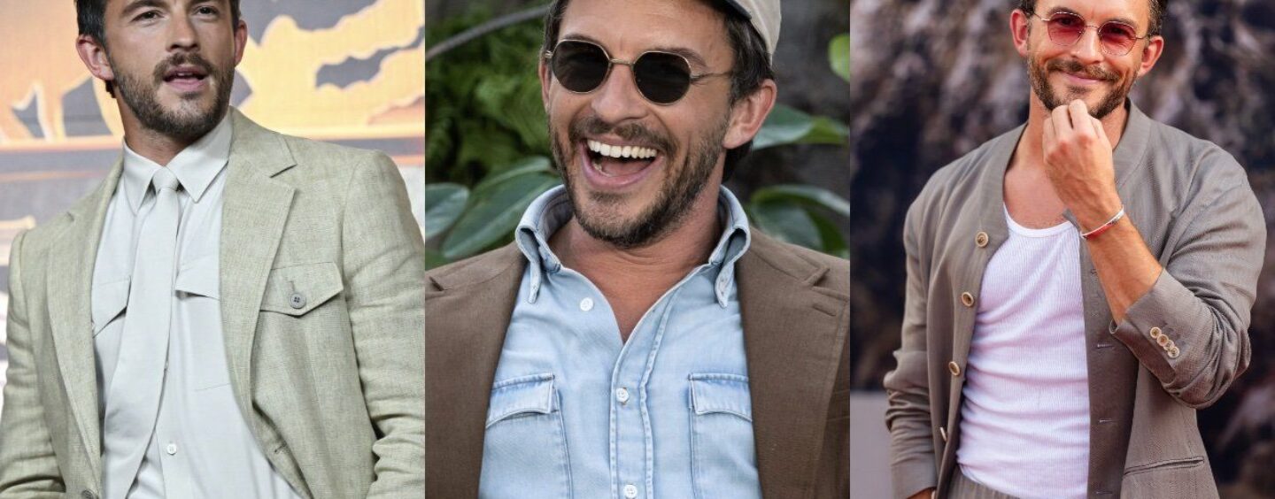 Les « salopes '' de Jonathan Bailey, lors de la tournée de presse «Jurassic World», vous feront rougir