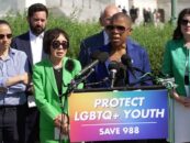 Pourquoi un groupe bipartite de législateurs exige que Trump sauve le LGBTQ + 988 Crisis Lifeline