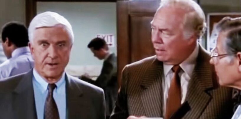 «Sexe, Frank? «Euh … Non, pas pour le moment, éd.» «  Ne m'appelle pas Shirley '' et «Je vais alerter les médias» …