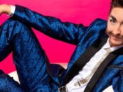 Dick von Dyke de King of Drag est en train d'armement le regard masculin gay pour lancer des portes de traînée