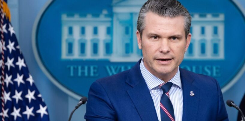 Pete Hegseth partage la vidéo du pasteur appelant à interdire le sexe gay et à interdire aux femmes de voter