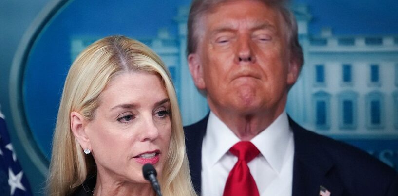 La prise de contrôle de DC de Trump de Trump est une assaut contre la démocratie, avertissent les critiques