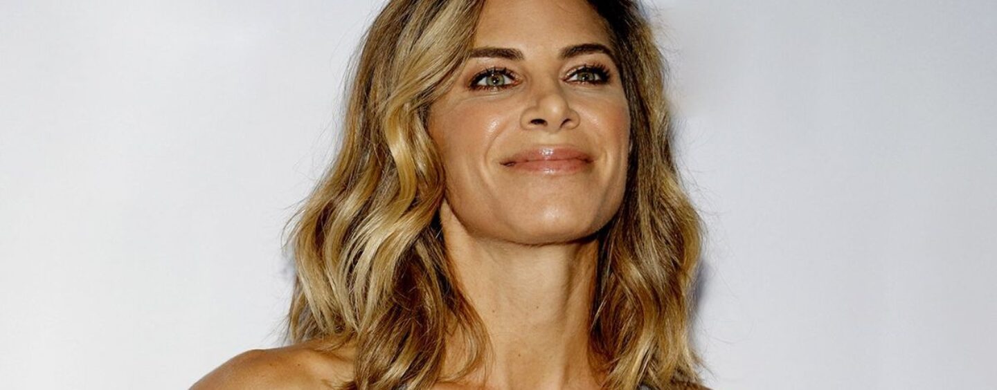 Jillian Michaels se plaint sur CNN que Smithsonian enseigne que «une seule race» est responsable de l'esclavage américain