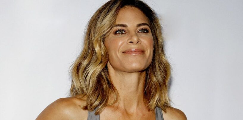 Jillian Michaels se plaint sur CNN que Smithsonian enseigne que «une seule race» est responsable de l'esclavage américain