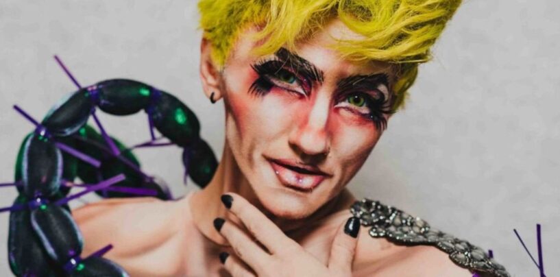 King of Drag's Henlo Bullfrog sur la masculinité, les méfaits et les rois menant la nouvelle contre-culture