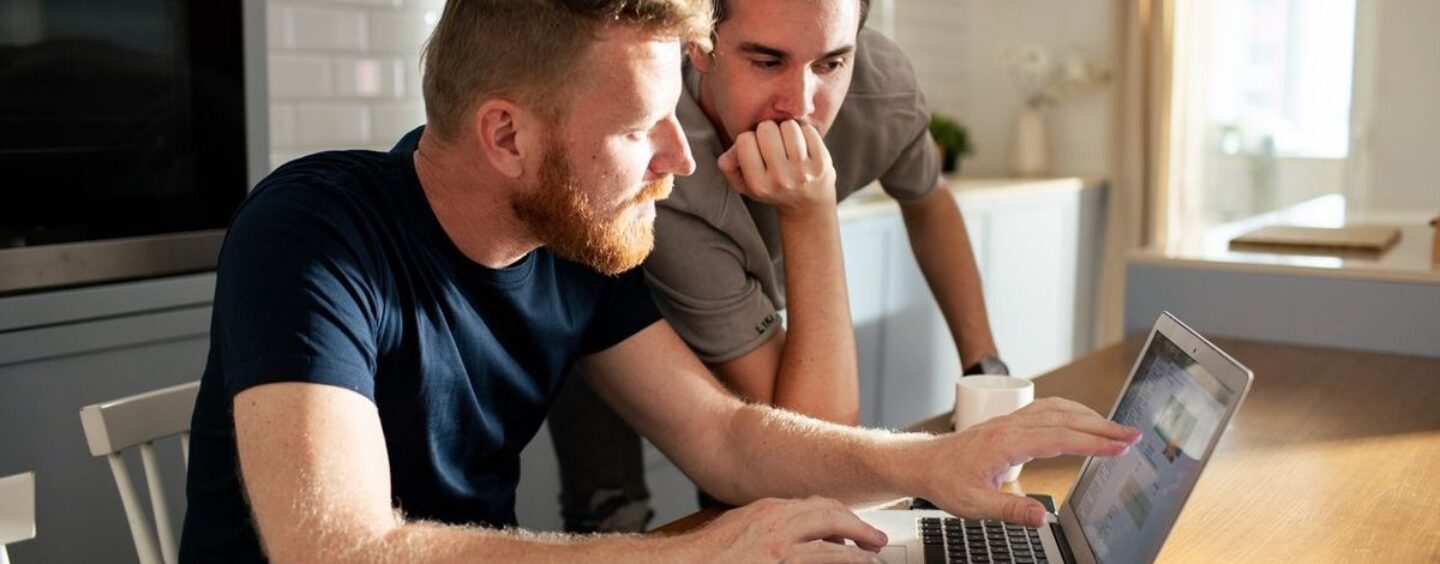 Les «thérapeutes de l'IA» peuvent-ils aider à sauver les personnes LGBTQ +?
