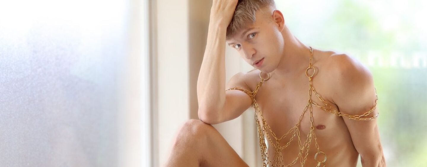 La star adulte Noah White révèle combien de temps il restera dans l'industrie sexy