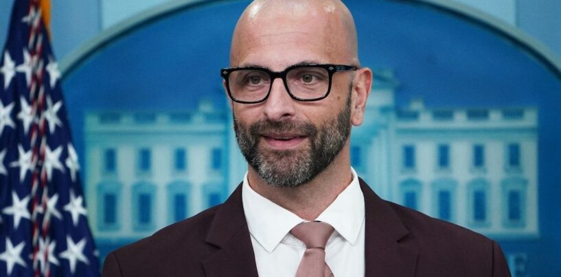 Rompre: le chef du vaccin CDC démissionne, disant «assez c'est assez» avec Trump et RFK Jr.