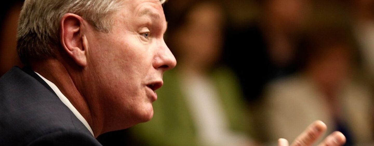 Le Dr Michael Osterholm met en garde contre le «  prochain grand '' au milieu du chaos vaccinant et augmentant les attaques contre la santé publique