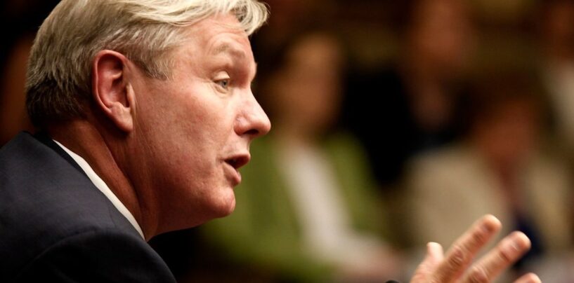 Le Dr Michael Osterholm met en garde contre le «  prochain grand '' au milieu du chaos vaccinant et augmentant les attaques contre la santé publique