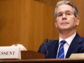 Scott Bessent a menacé de frapper un autre responsable de Trump dans le «F *** ing Face», rapporte Politico