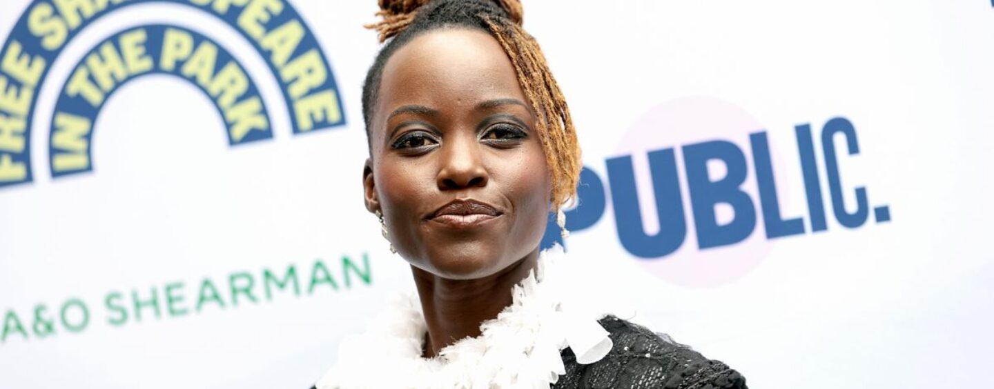 Lupita Nyong'o dans Boy Drag provoque une bite bite, et c'est la chose la plus sexy que vous verrez toute la journée