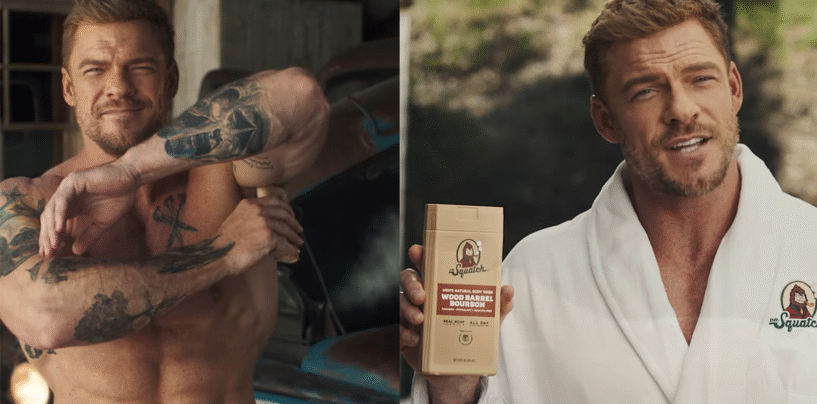 Alan Ritchson Bares (presque) le tout dans une nouvelle annonce torride et savonneuse qui a des gays