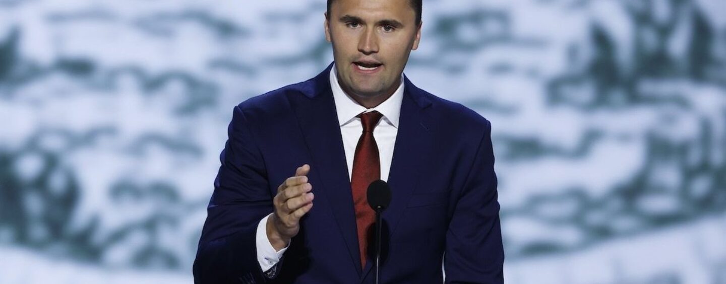 Charlie Kirk, un principal activiste anti-LGBTQ +, a été abattu de l'événement de l'Utah